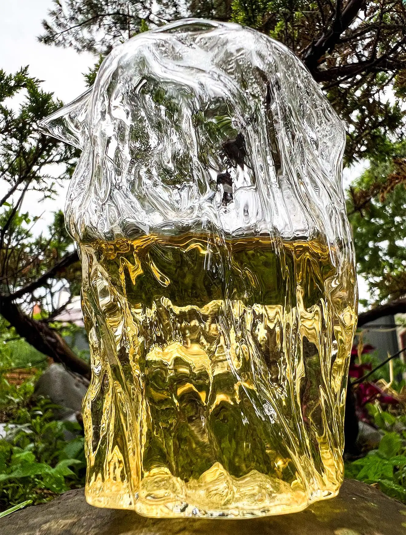 Bai Mu Dan and the Soft Water