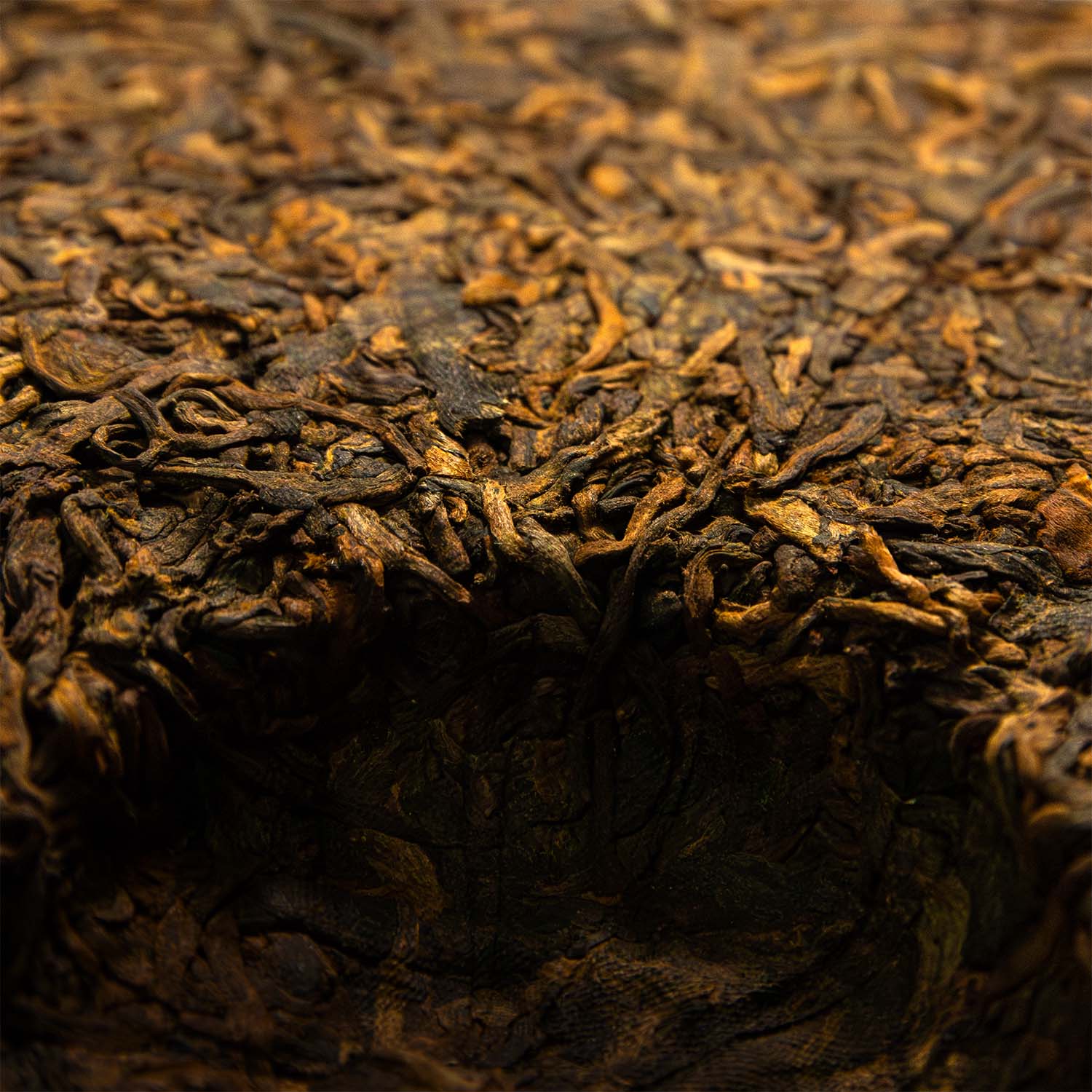 2024 Mengku x Menghai Ripe Pu'er