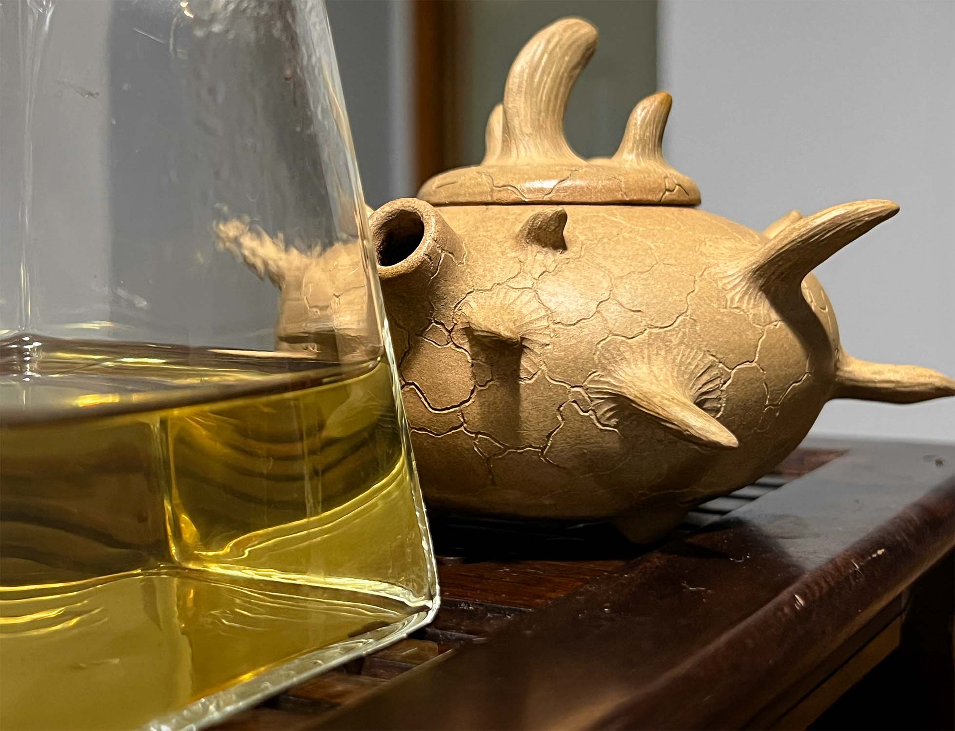 2023 Purple Yue Guang Bai White Tea thumbnail 4