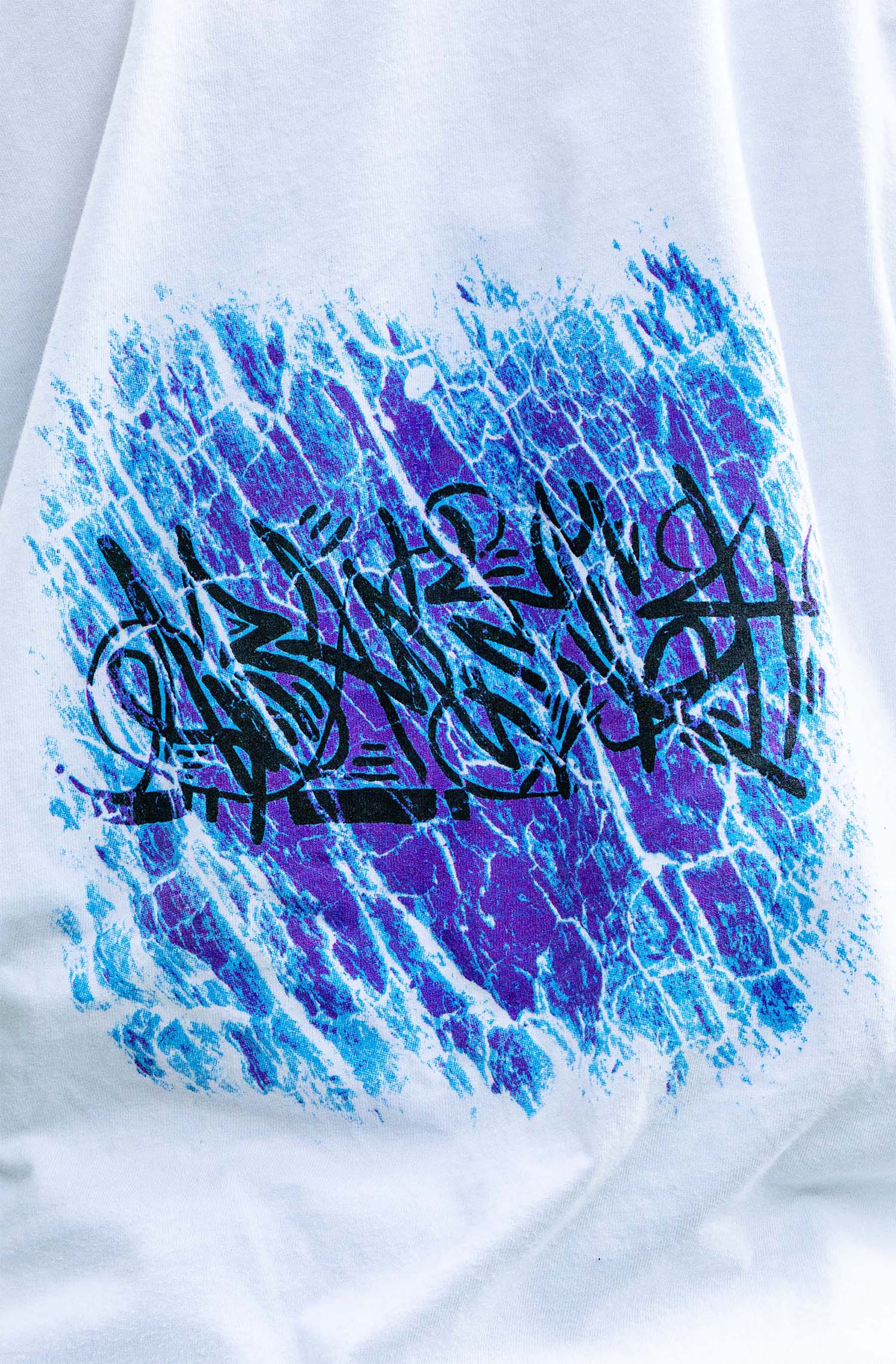 Yin Yang Graffiti Blue